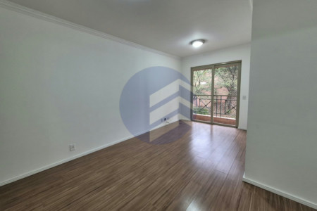 Apartamento à venda com 3 quartos, 1 banheiro e 1 vaga próximo à USP