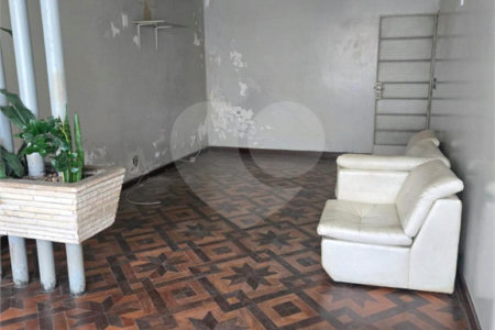 Casa com 244m² , 2 dormitórios , 3 vagas , à venda no Bosque da Saúde.