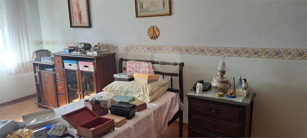 Apartamento à Venda na Aclimação