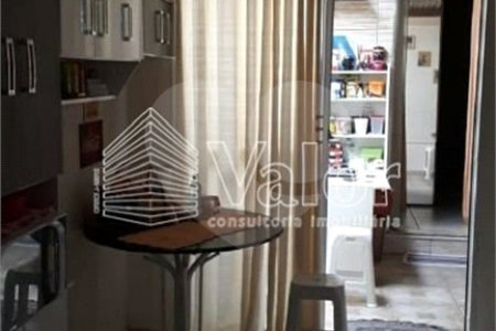 Casa em condomínio com 3 dormitórios
