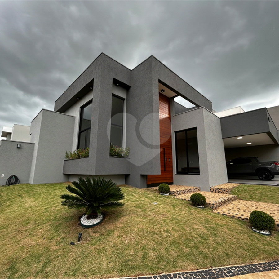 Casa para venda no condomínio de alto padrão Damha III,