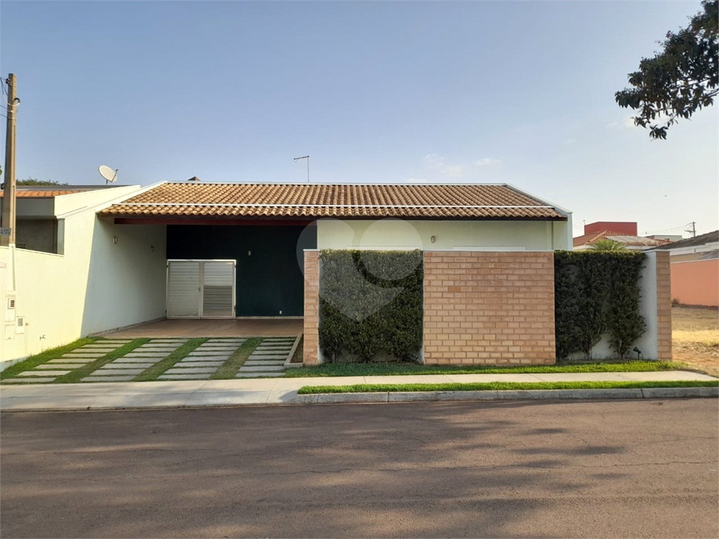 Casa à Venda no Residencial Eldorado - São Carlos