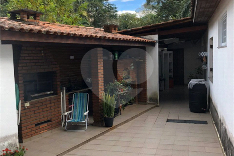 Casa Térrea Assobradada Barro branco 4 dorms 7 vagas