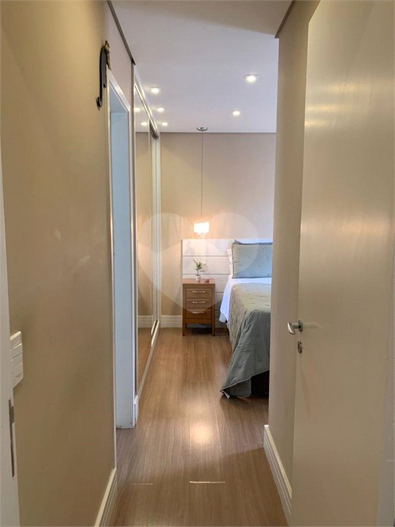 Apartamento á venda na Saúde com 75 m², com 3 dormitórios 1 suíte e 2 vagas de garagem