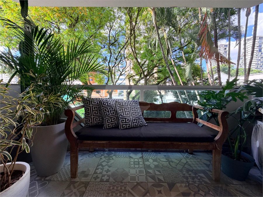 Apartamento a venda na Vila Olímpia com 3 quartos, São Paulo - SP