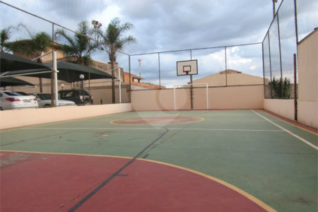 Apartamento no Condomínio Residencial Hadad.