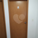 Apartamento no condomínio Monte Everest dispondo de 48m²