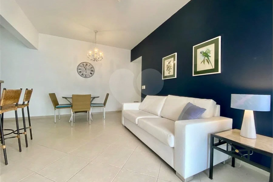 Apartamento à venda com 3 quartos, sendo 1 suíte,  em Riviera de São Lourenço, Bertioga, SP