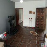 Ótimo sobrado, com amplo espaço interno (127m2), possuindo 03 dormitórios (01 suíte),