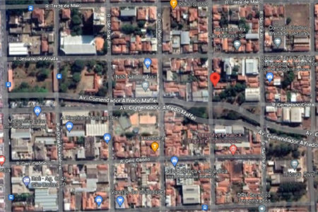 Casa térrea no Centro