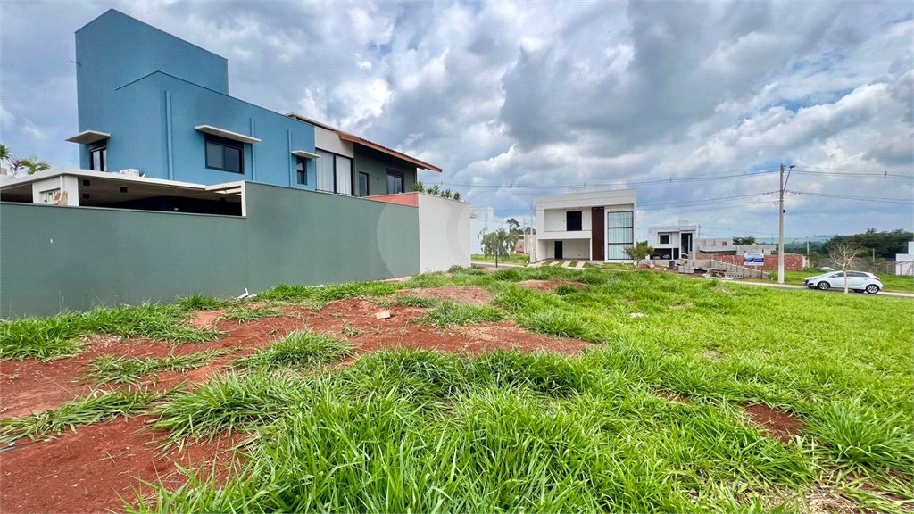 Lote à Venda – Condomínio Recanto do Sabiá