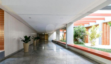 Apartamento à venda com 3 quartos, sendo 1 suíte,  em Mooca, São Paulo, SP