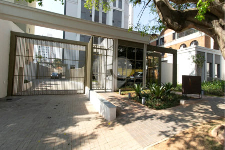 Apartamento a venda na Vila Mariana, 68 m², 2 dormitórios, 1 suíte, 2 vagas e lazer completo