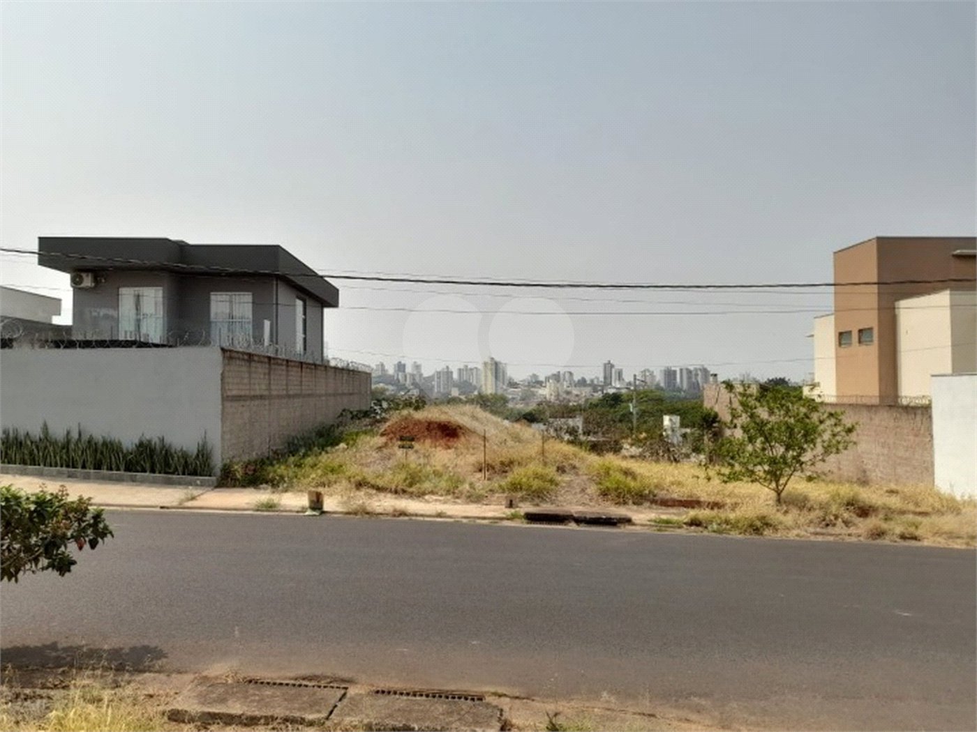 Terreno à Venda no Bairro Santa Julia - São Carlos