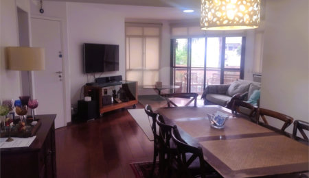 Apartamento à venda com 3 quartos, sendo 1 suíte,  em Real Parque, São Paulo, SP