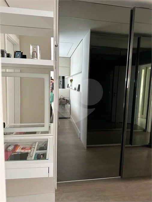 Apartamento de alto padrão com 108 m², 3 dormitórios, 1 suíte, varanda gourmet, planejados, lazer completo e próximo ao Metrô Alto do Ipiranga.