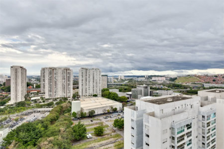 Apartamento à venda com 2 suítes em Santo Amaro, São Paulo, SP