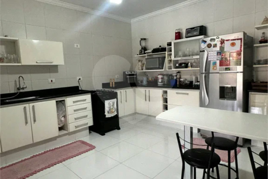 Belíssimo sobrado estilo edícula com 5 dormitórios, à venda na Nova Piracicaba em Piracicaba/ SP.