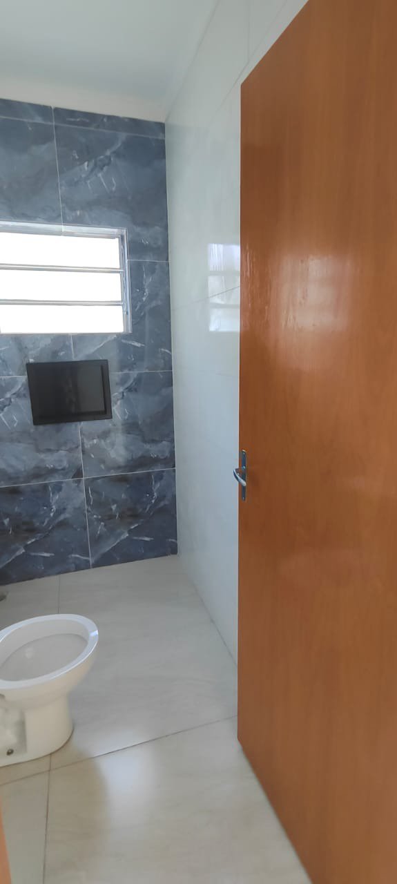 Casa à venda com 2 quartos, sendo 1 suíte, Itanhaém - SP