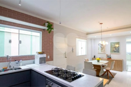 Casa à venda com 3 suítes em Vila Rosália, Guarulhos, SP
