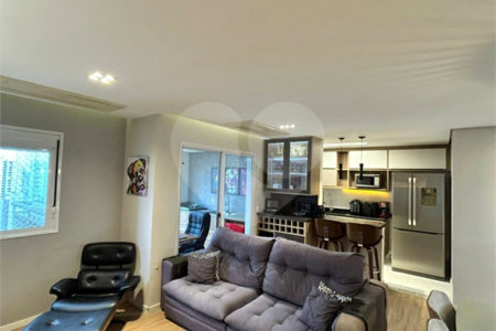 Apartamento à venda com 2 quartos, sendo 1 suíte, em Parque Reboucas, São Paulo, SP