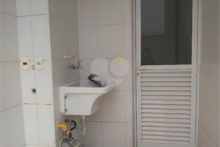 Apartamento à venda com 2 quartos, sendo 1 suíte,  em Vila Paiva, São Paulo, SP