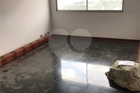 Apartamento à venda com 3 quartos, sendo 1 suíte, em Santana, São Paulo, SP