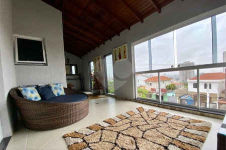 Sobrado à venda com 3 quartos, sendo 2 suítes, em Vila Maria Alta, São Paulo, SP