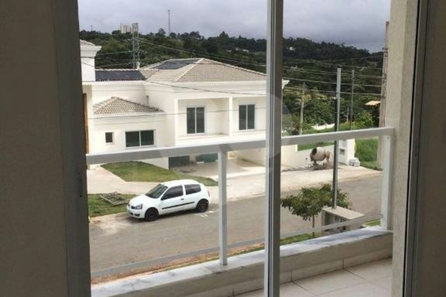 Casa à venda com 4 suítes no condomínio Santa Maria, Cotia - SP