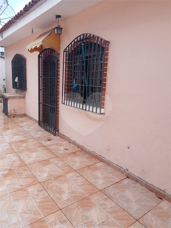 Casa Térrea à venda com 3 suítes no Centro, Bom Jesus dos Perdões, SP