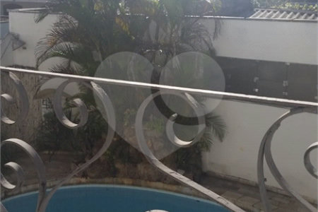 Sobrado à venda com 4 quartos, sendo 2 suítes, em Jardim Leonor, São Paulo, SP