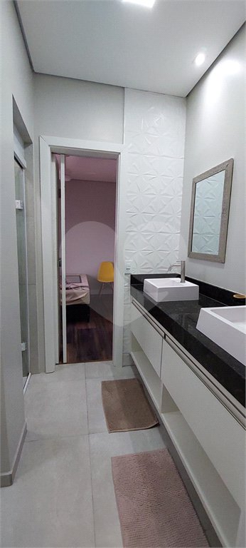 Casa para alugar com 5 quartos, sendo 1 suíte, no condomínio Figueira Garden, Atibaia - SP
