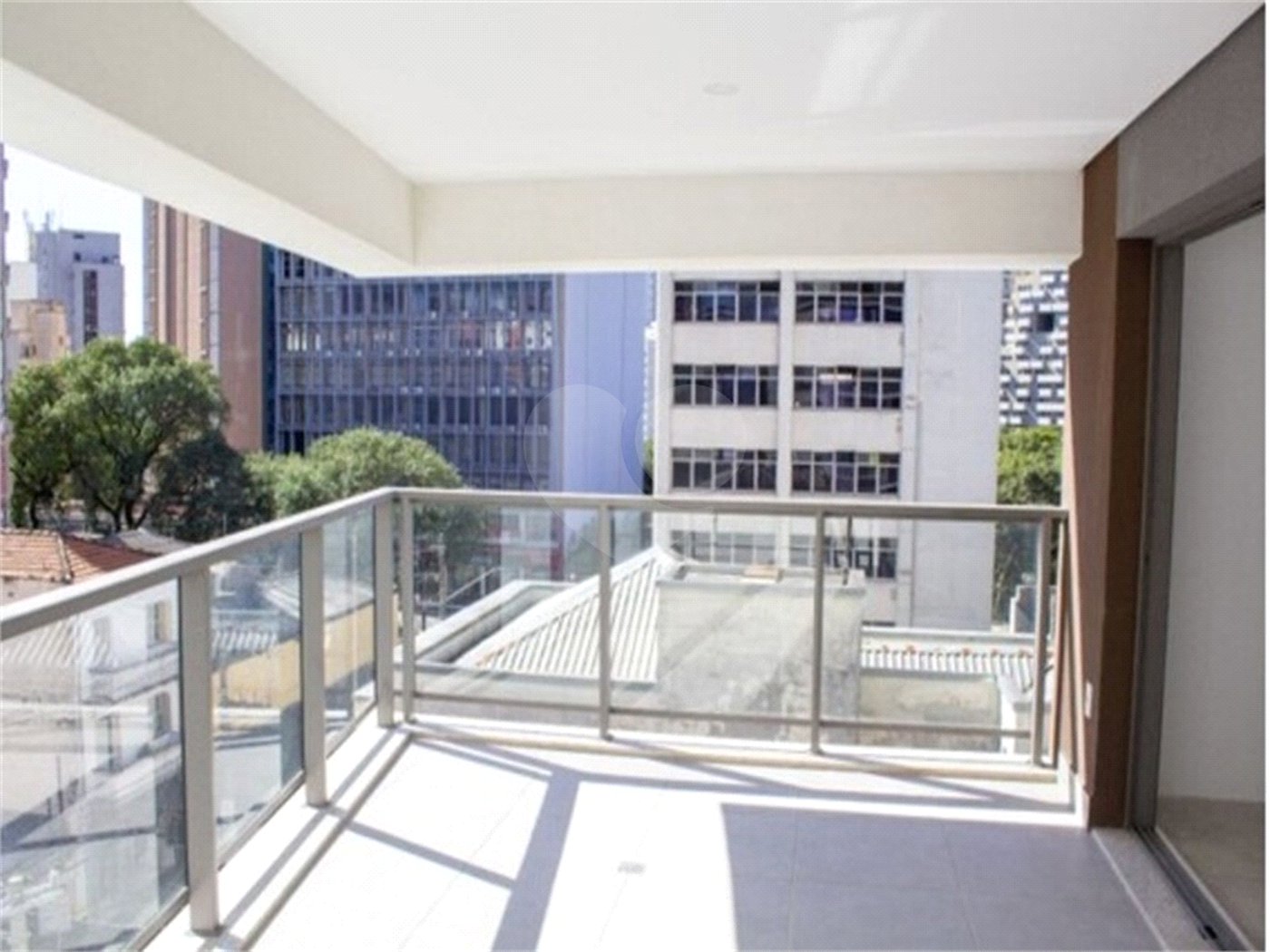Apartamento à venda com 3 quartos, sendo 1 suíte, em Paraíso, São Paulo, SP