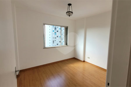 Apartamento à venda com 2 quartos em Santo Amaro, São Paulo, SP