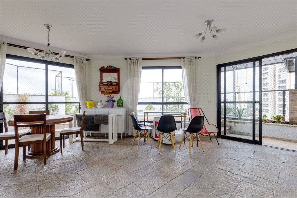 Duplex à venda com 3 suítes em Vila Mascote, São Paulo, SP