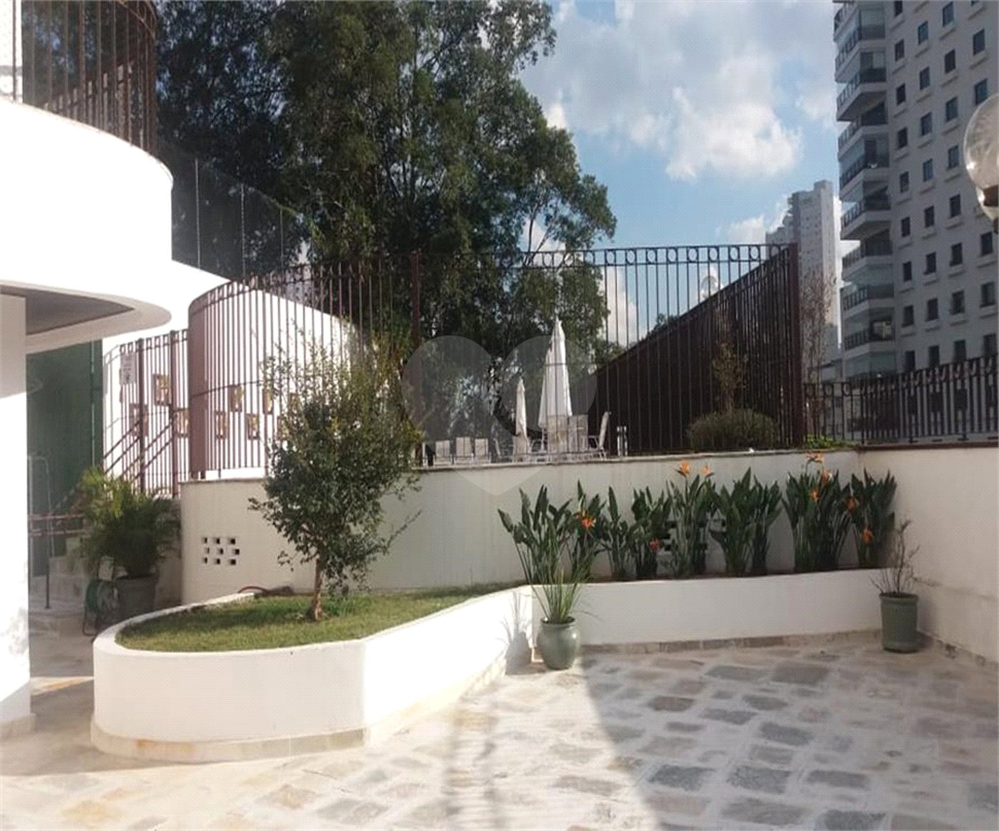 Apartamento à venda com 4 quartos, sendo 3 suítes,  em Vila Andrade, São Paulo, SP