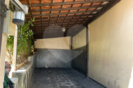 Casa Térrea à venda com 5 quartos, sendo 2 suítes, em Campo Grande, Rio de Janeiro, RJ