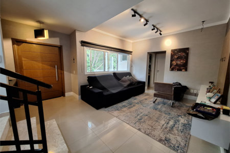 Casa à venda com 3 suítes no condomínio Villaggio Capriccio, Louveira - SP
