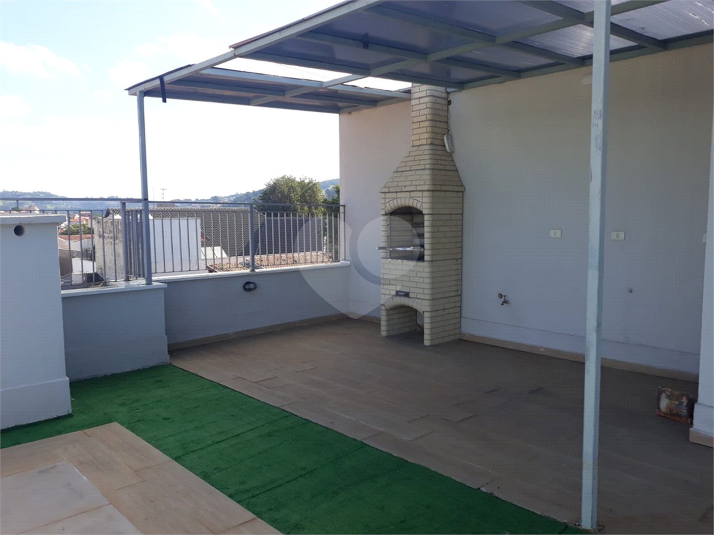 Apartamento à venda ou para alugar com 2 quartos, sendo 1 suíte,  em Jardim Flórida, São Roque, SP