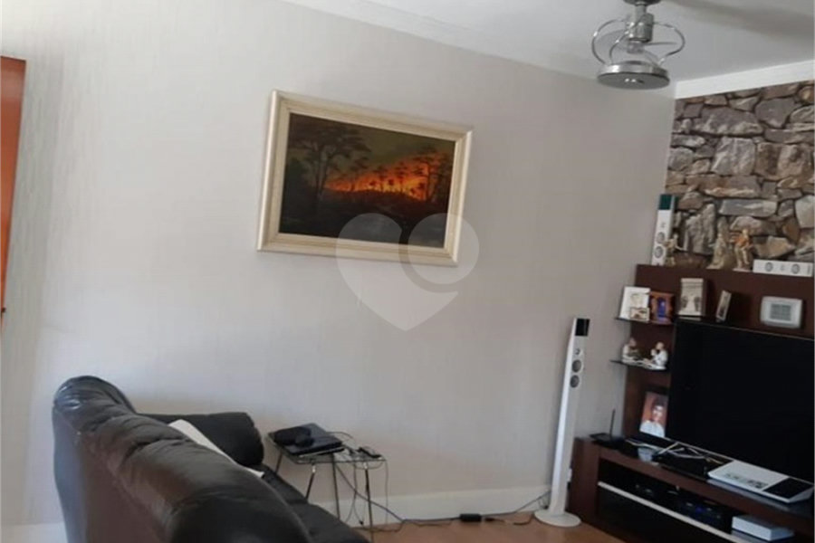 Sobrado à venda com 4 quartos, sendo 1 suíte, em Vila Guilherme, São Paulo, SP