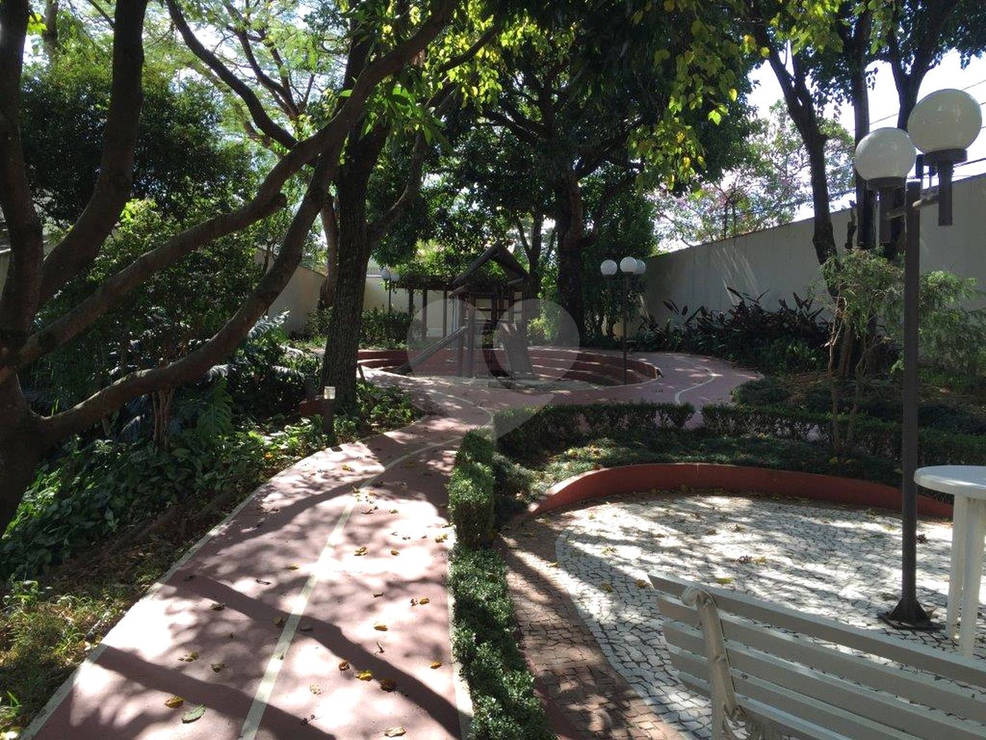 Apartamento à venda com 4 quartos, sendo 3 suítes, em Bosque da Saúde, São Paulo, SP