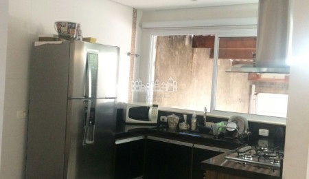 Casa à venda com 2 suítes em Nova Cerejeira, Atibaia, SP