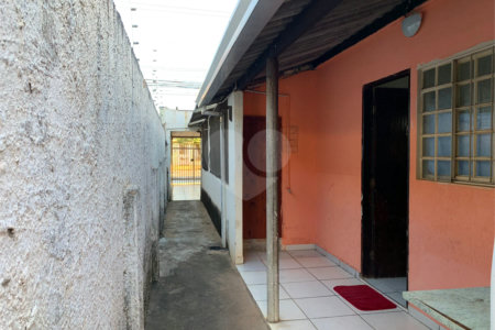 Casa à venda com 4 quartos em Jardim Roriz, Três Lagoas, MS