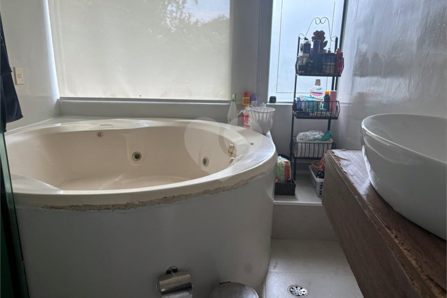 Sobrado à venda com 3 quartos, sendo 1 suíte, em Samambaia, Mairiporã, SP