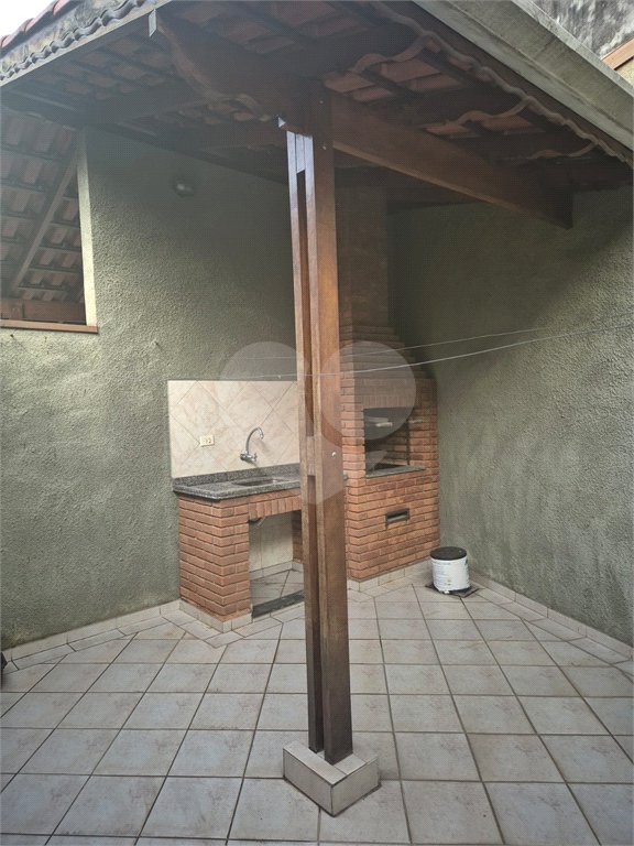 Sobrado à venda com 3 quartos, sendo 1 suíte, em Vila Bonilha, São Paulo, SP