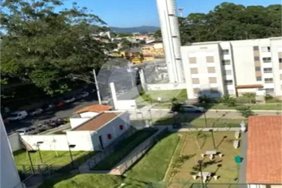 Apartamento à venda com 2 quartos, 46 m² -Avenida Doutor José Maniero, 225 • Jaraguá