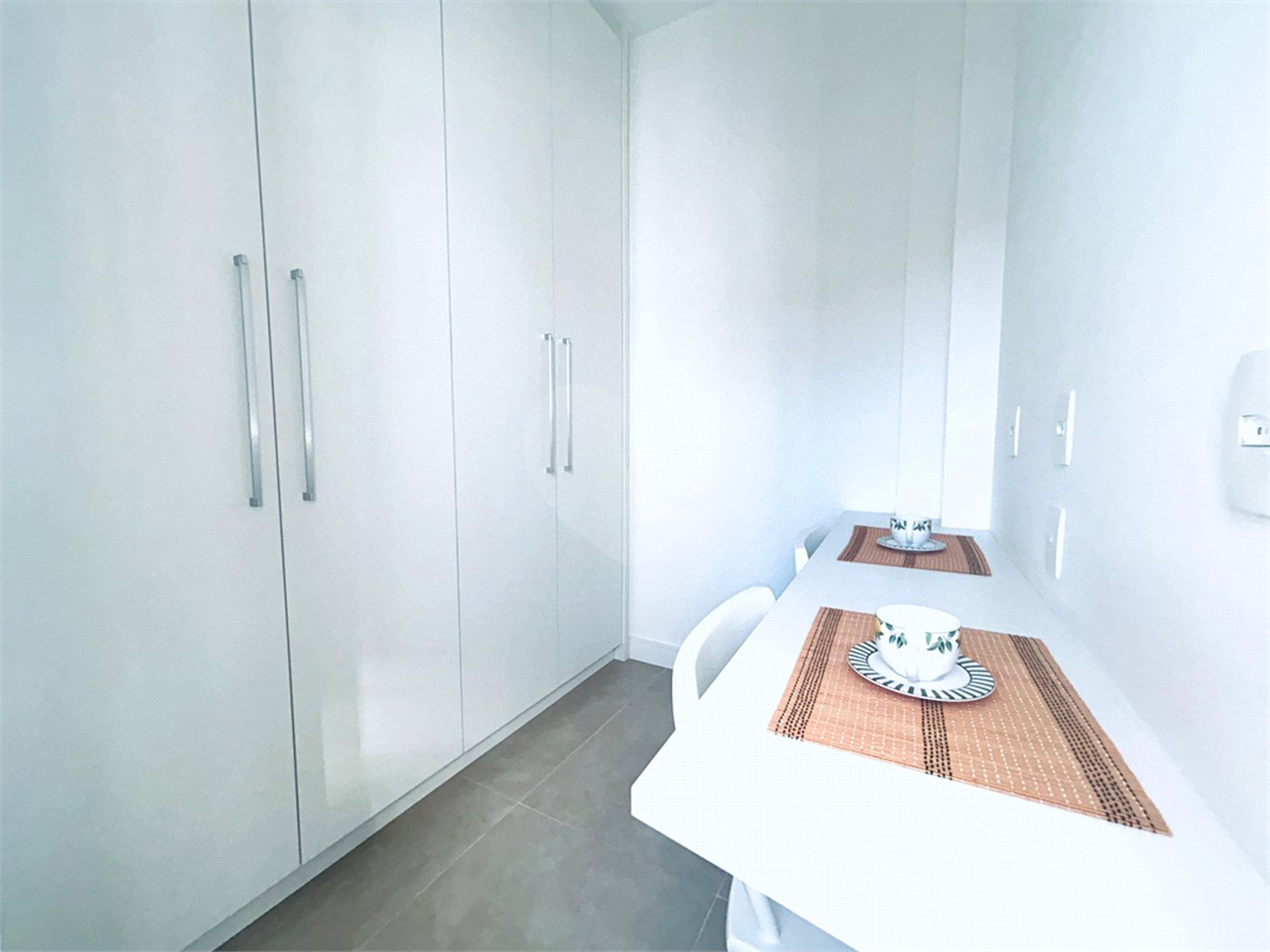 Apartamento à venda com 2 quartos, sendo 1 suíte, em Grajaú, Rio de Janeiro, RJ