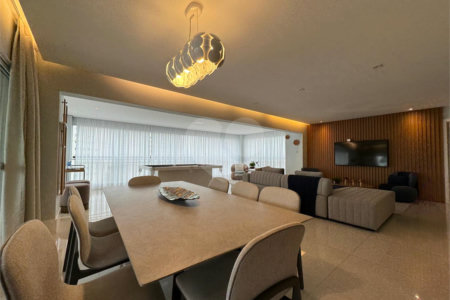 Apartamento à venda ou para alugar com 4 suítes em Santa Teresinha, São Paulo, SP