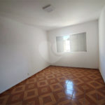 Casa à venda com 3 quartos, sendo 1 suíte, em Vila Vianelo, Jundiaí, SP