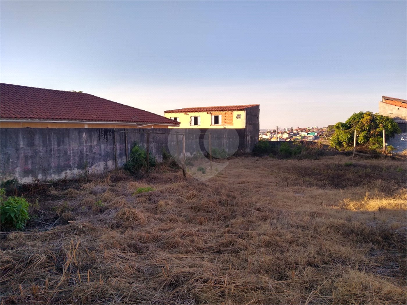Terreno à venda em Vila Romanópolis, Ferraz de Vasconcelos, SP